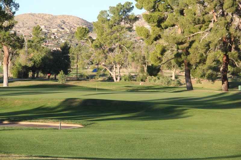 Golf course at Hawk’s Landing Golf Club